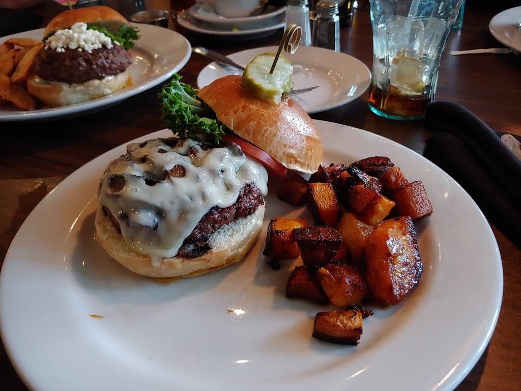 Ganlys Irish Pub & Restaurant | restaurant | 500 Brownsville Rd, Sinking Spring, PA 19608, USA | 6106782000 OR +1 610-678-2000