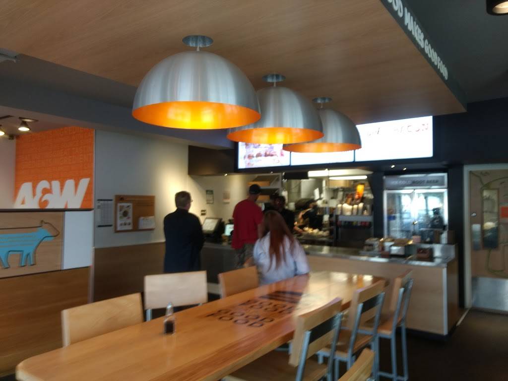 A&W Canada | restaurant | 1638 Avenue Rd, North York, ON M5M 3X9, Canada | 4167857195 OR +1 416-785-7195