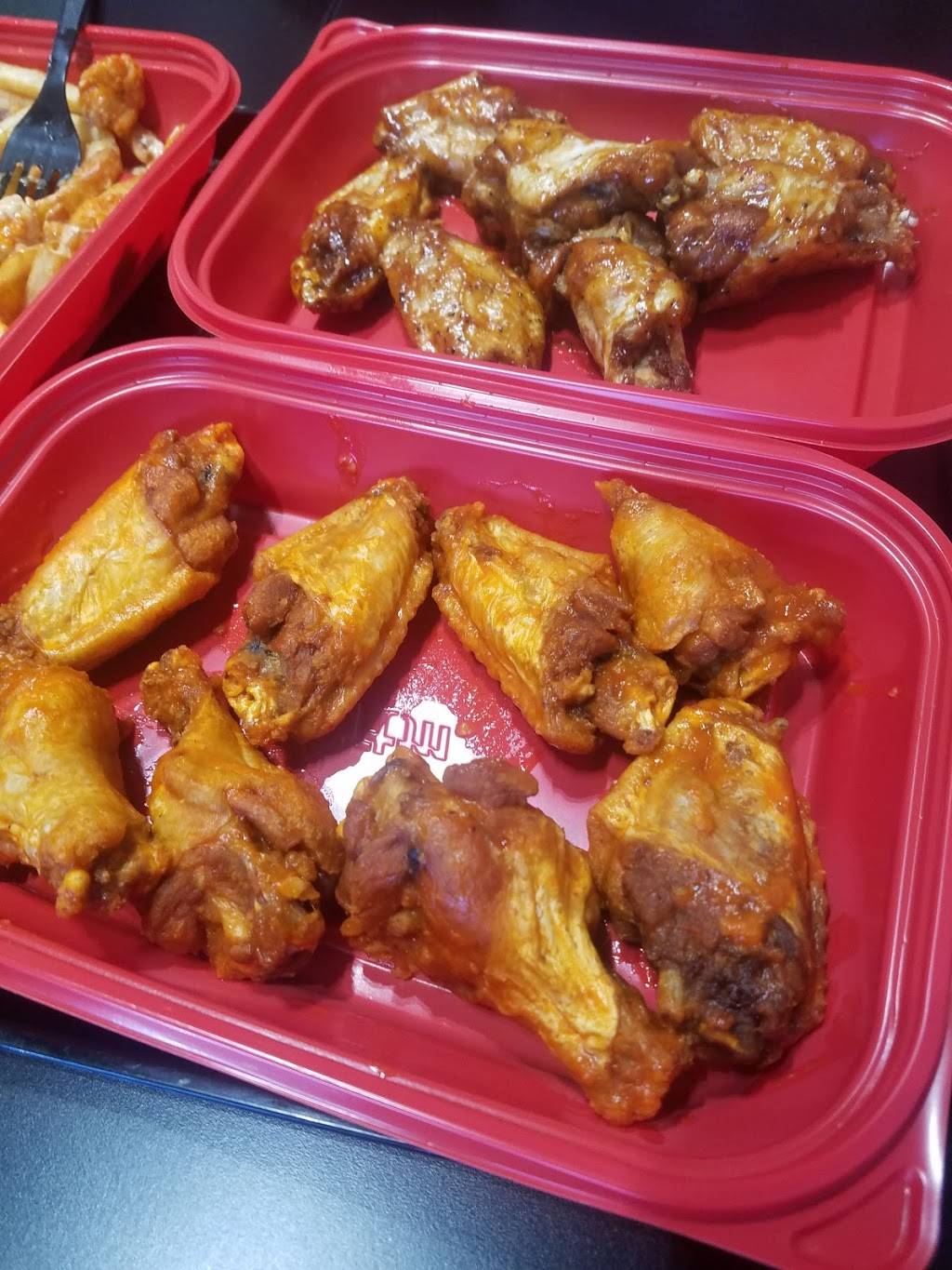 The Buffalo Spot | restaurant | 3740 Iowa Ave Ste 106, Riverside, CA 92507, USA | 9514058333 OR +1 951-405-8333