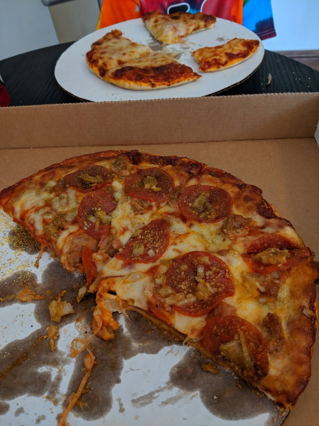 Cedar River Pizza Co. | restaurant | 105 N Main St #1, Charles City, IA 50616, USA | 6412283590 OR +1 641-228-3590