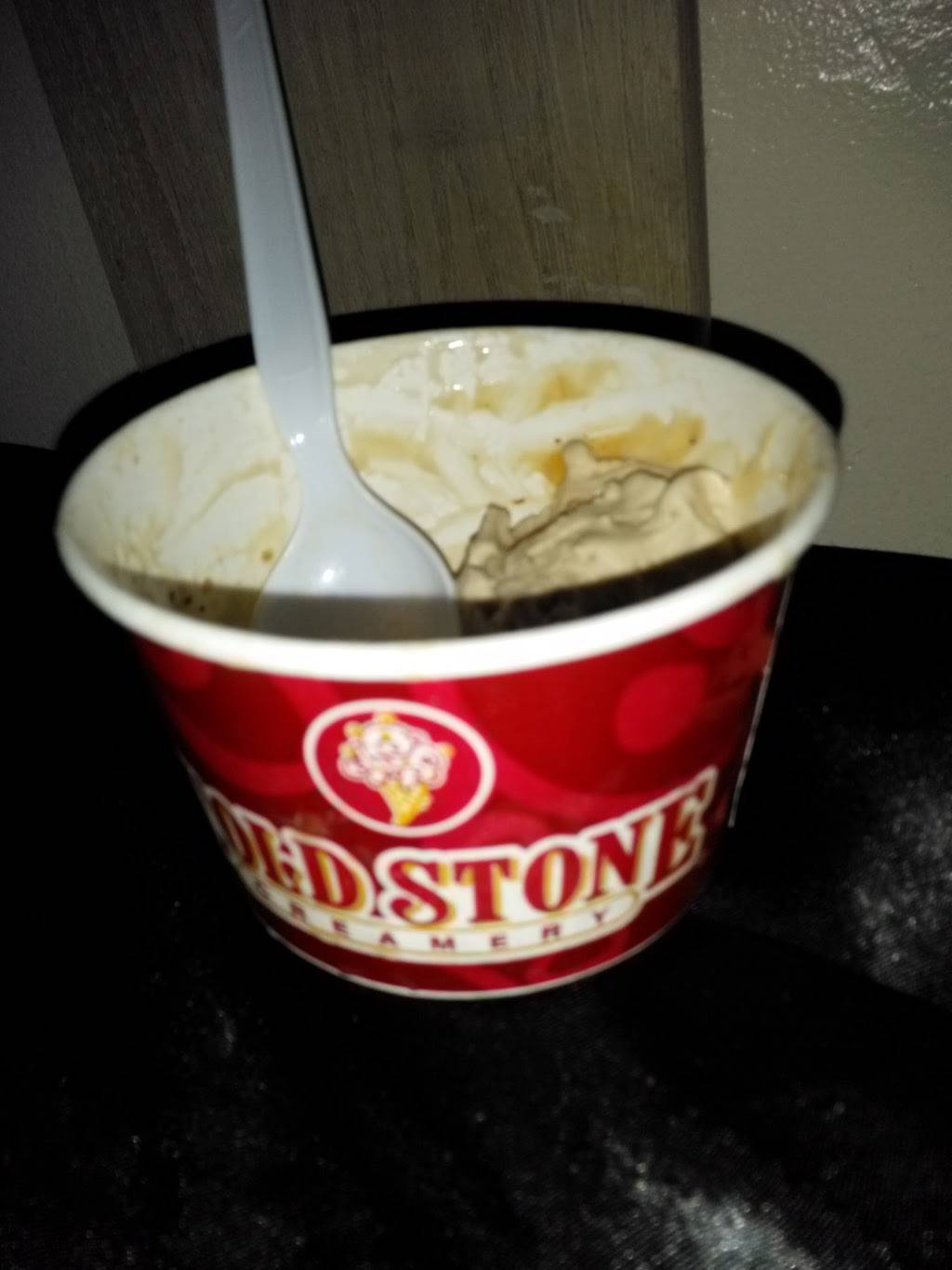 Cold Stone Creamery | bakery | 25203 Evergreen Rd, Southfield, MI 48075, USA | 2483552116 OR +1 248-355-2116
