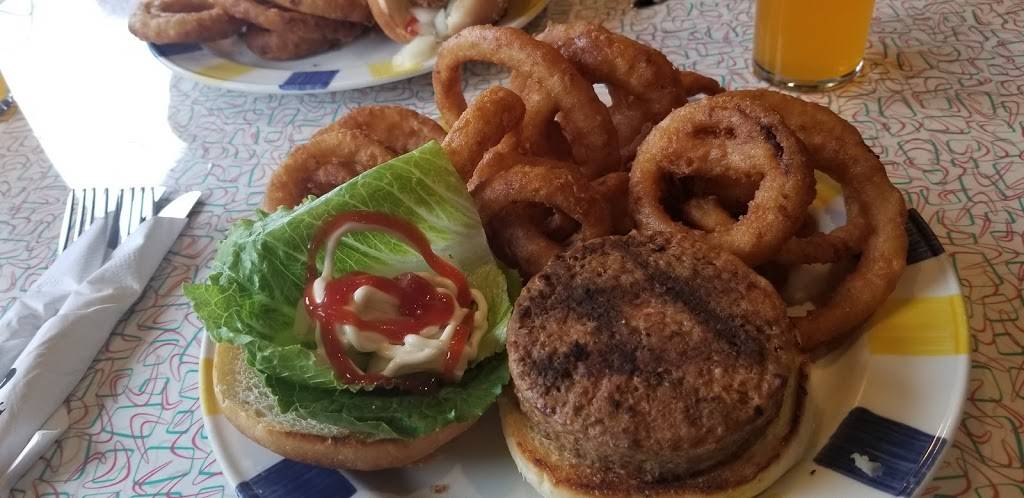 Wimpys Diner | restaurant | 1268 Simcoe St N, Oshawa, ON L1G 4X1, Canada | 9054337009 OR +1 905-433-7009