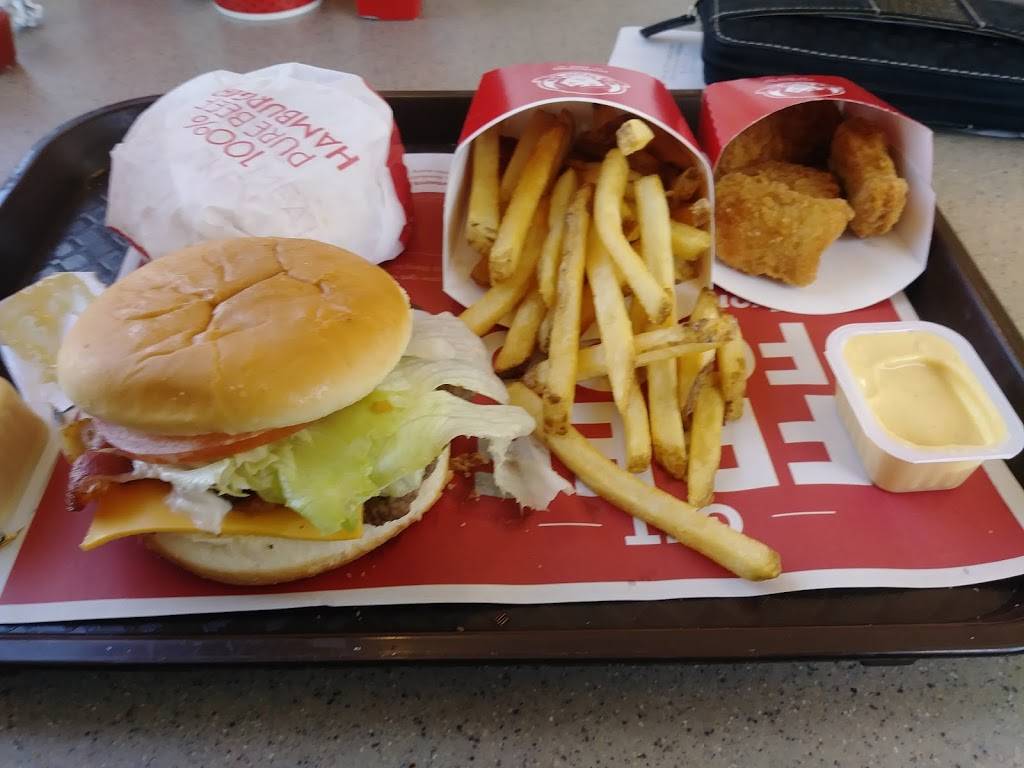 Wendys | restaurant | 206 Quality Dr, Hooksett, NH 03106, USA | 6036685362 OR +1 603-668-5362
