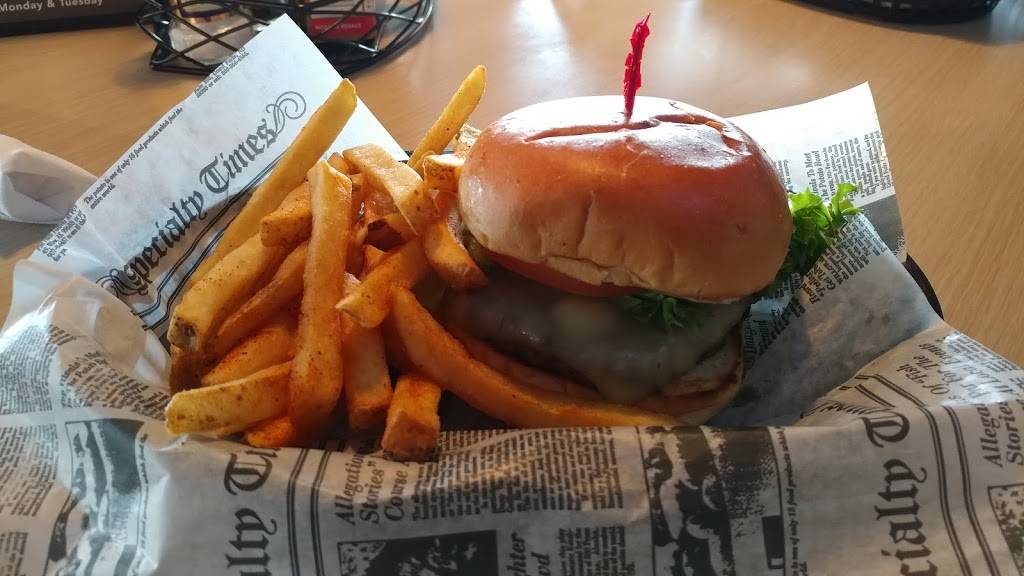 Branns Steakhouse and Grille | restaurant | 700 M L King Dr, Portage, MI 49024, USA | 2693218852 OR +1 269-321-8852