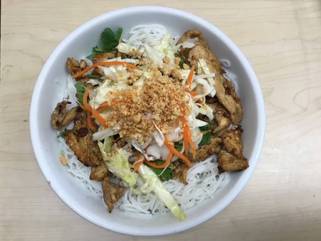 Lemongrass Cafe and Market | restaurant | 2956 Richland Ave, Louisville, KY 40220, USA | 5026147448 OR +1 502-614-7448