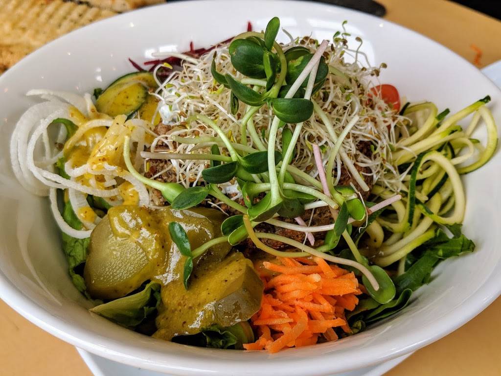 Les Aliments Naturels LEau Vive Inc | restaurant | 248 Rue Saint Georges, Mont-Saint-Hilaire, QC J3H 2Y1, Canada | 4504645767 OR +1 450-464-5767