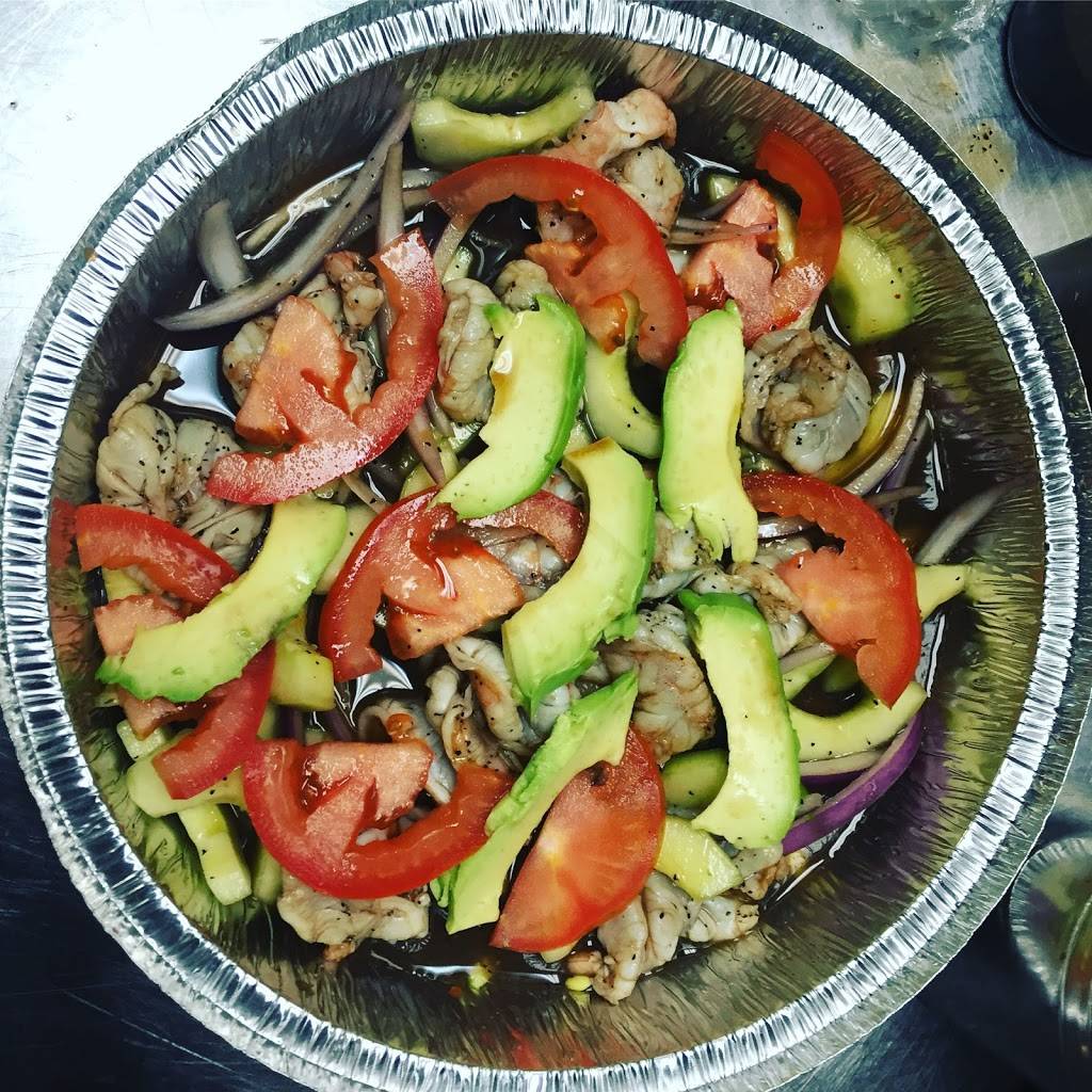 Saborcitos Latinos restaurant Mexican & seafood | restaurant | 1161 N Maclay Ave, San Fernando, CA 91340, USA | 8186390745 OR +1 818-639-0745