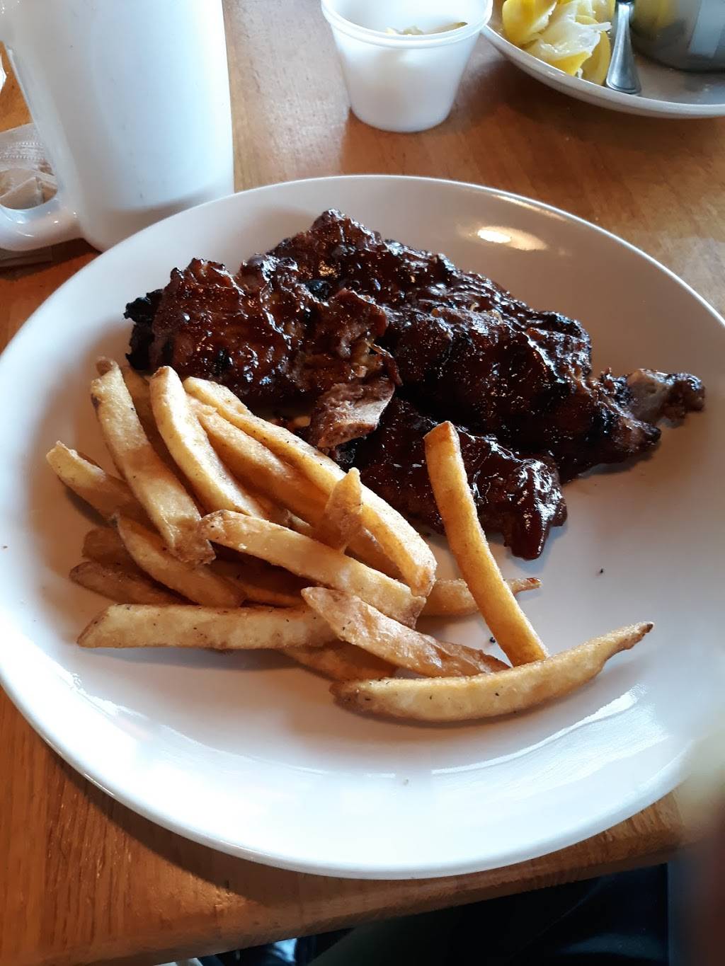 Applebees Grill + Bar | restaurant | 718 Thompson Ln, Nashville, TN 37204, USA | 6152983298 OR +1 615-298-3298