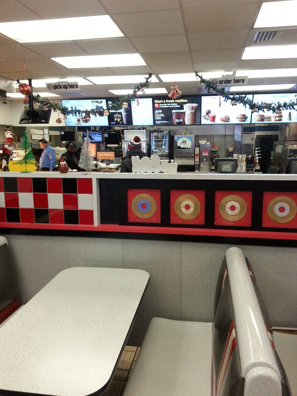 McDonalds | cafe | 2320 Dixwell Ave, Hamden, CT 06514, USA | 2032308116 OR +1 203-230-8116