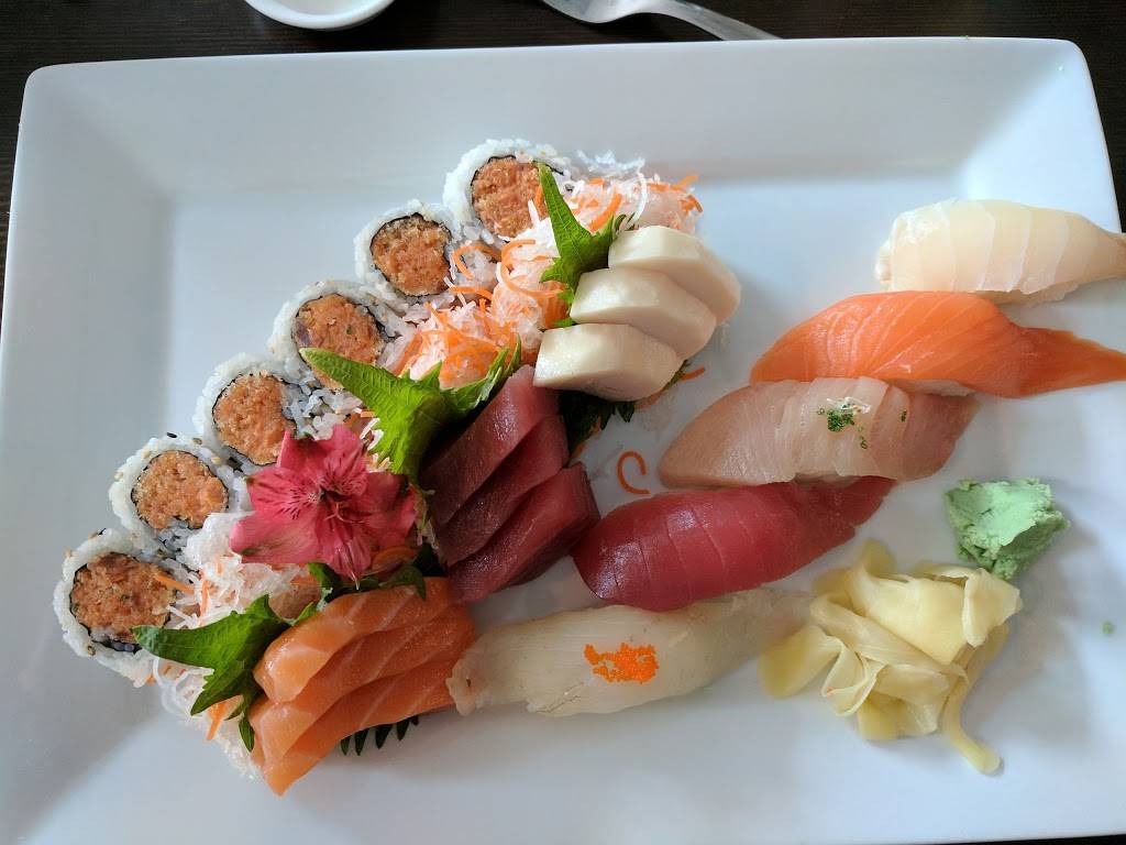 Kumo Sushi | restaurant | 2916 N Main St, Fuquay-Varina, NC 27526, USA | 9199860983 OR +1 919-986-0983