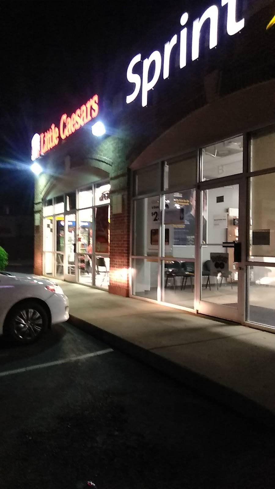 Little Caesars Pizza | meal takeaway | 1214 E Dixie Dr, Asheboro, NC 27203, USA | 3366260500 OR +1 336-626-0500