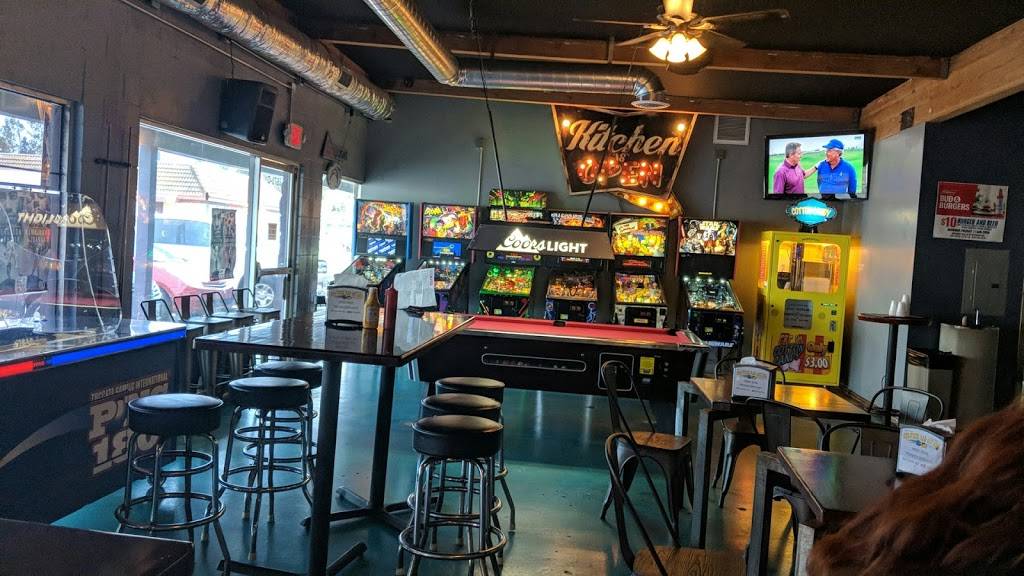 Brewskis Bar & Arcade | restaurant | 8670 Miramar Rd, San Diego, CA 92126, USA | 8585860540 OR +1 858-586-0540