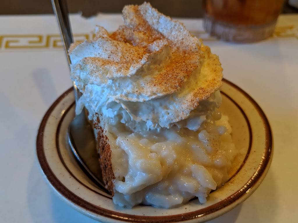 3 Brothers Restaurant | restaurant | 1220 S Eastwood Dr, Woodstock, IL 60098, USA | 8153385606 OR +1 815-338-5606