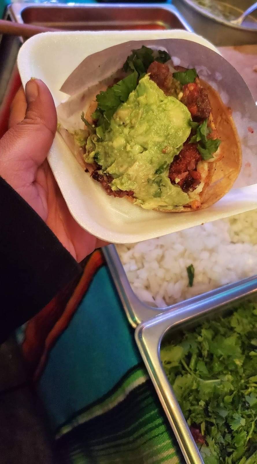 tonys tacos | restaurant | 2113 Logan Ave, San Diego, CA 92113, USA | 6197689158 OR +1 619-768-9158