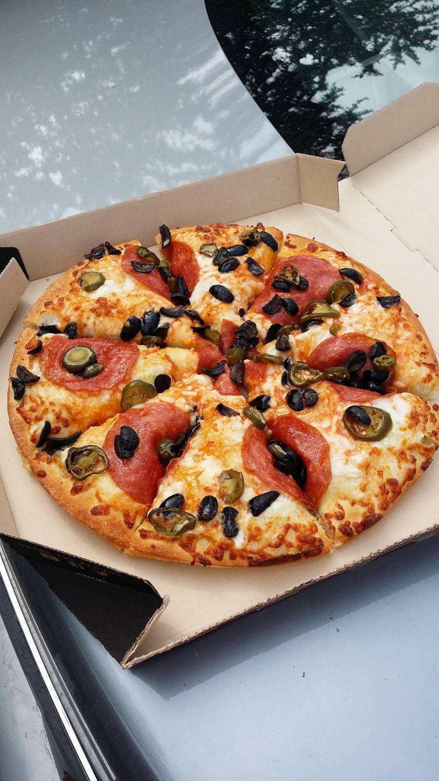 Pizza Hut | meal takeaway | 400 Tiffany Dr Ste H, Waynesboro, VA 22980, USA | 5409439092 OR +1 540-943-9092