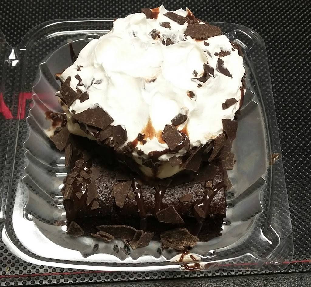 Cold Stone Creamery | bakery | 210 E Sepulveda Blvd Ste P4-C, Carson, CA 90745, USA | 4243640454 OR +1 424-364-0454