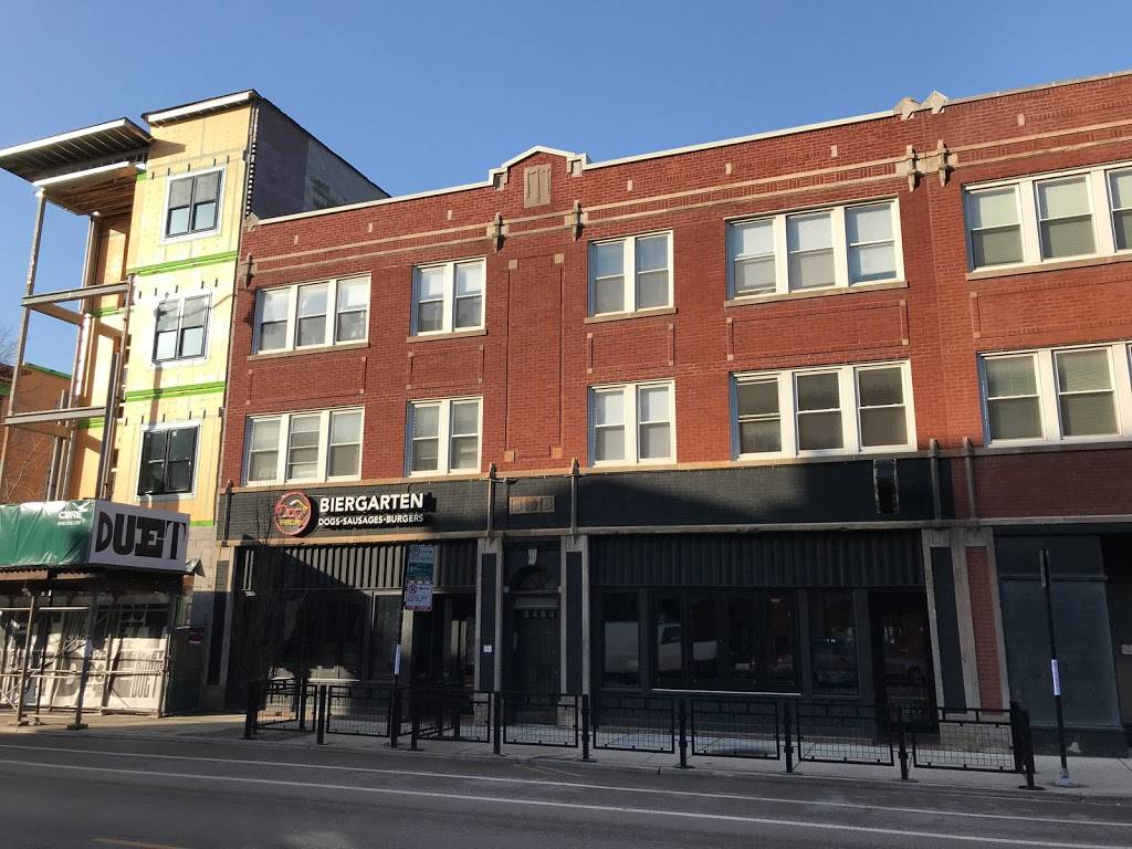 Dog Haus Biergarten Lincoln Park | restaurant | 2464 N Lincoln Ave, Chicago, IL 60614, USA | 7739353647 OR +1 773-935-3647