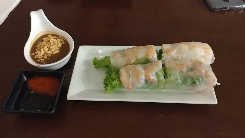 Tasty Broth Pho Grill | restaurant | 1550 W Horizon Ridge Pkwy suite q, Henderson, NV 89012, USA | 7025228228 OR +1 702-522-8228