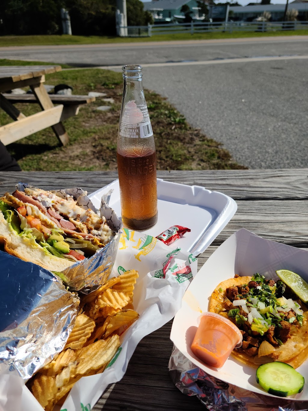 Tico taco | restaurant | 40598 North Carolina Hwy 12, Avon, NC 27915, USA | 2529865339 OR +1 252-986-5339