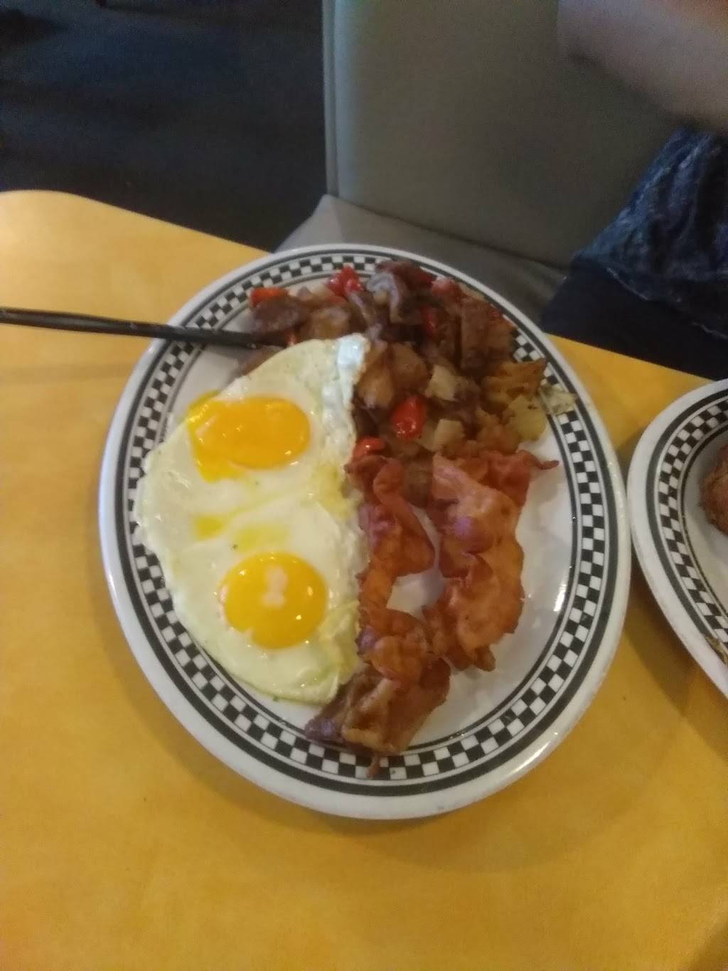 Suburban House | restaurant | 1700 Reisterstown Rd #105, Pikesville, MD 21208, USA | 4104847775 OR +1 410-484-7775