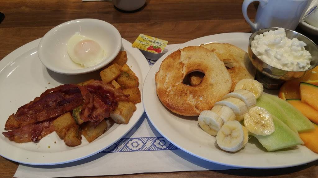 Restaurant Nic & Pic | restaurant | 136 Rue Larocque, Saint-Jean-sur-Richelieu, QC J3B 2X2, Canada | 4503478116 OR +1 450-347-8116