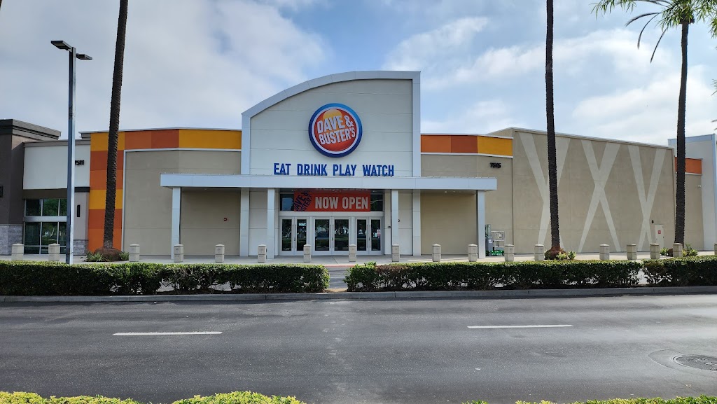 Dave & Busters | restaurant | 7515 Carson Blvd, Long Beach, CA 90808, USA | 5623845550 OR +1 562-384-5550
