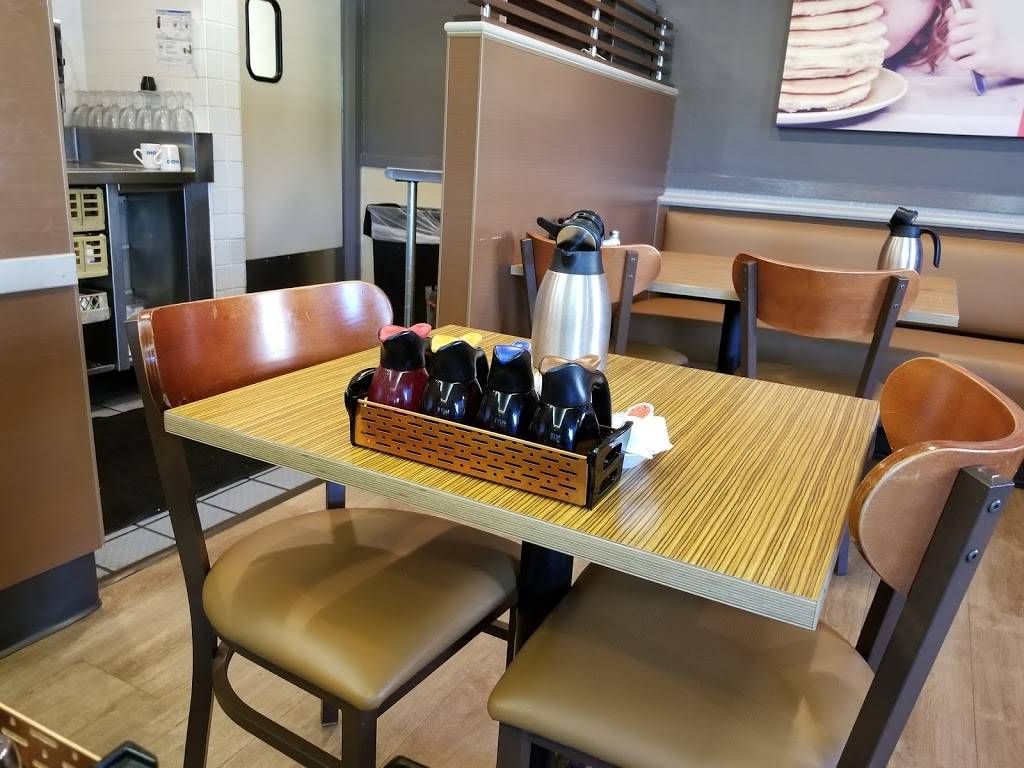 IHOP | restaurant | 2819 B Wilma Rudolph Blvd, Clarksville, TN 37040, USA | 9315030911 OR +1 931-503-0911