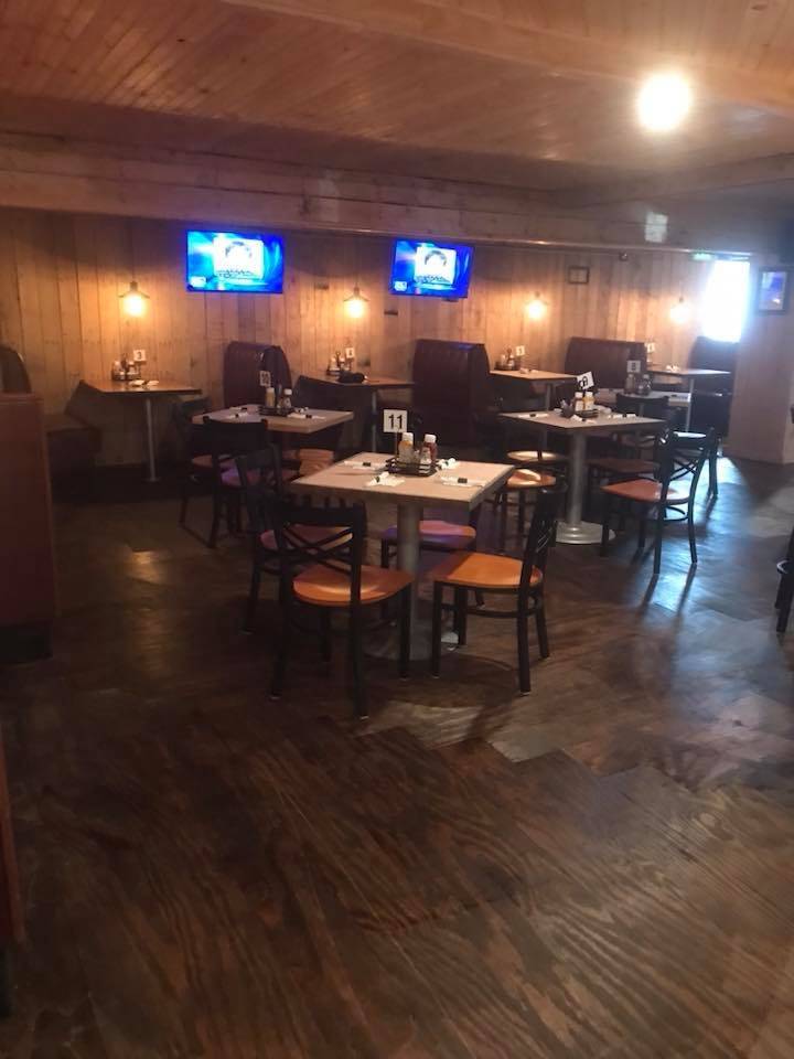 Blue Smoke Tavern | restaurant | 16130 W Andrew Johnson Hwy, Bulls Gap, TN 37711, USA | 4233934258 OR +1 423-393-4258