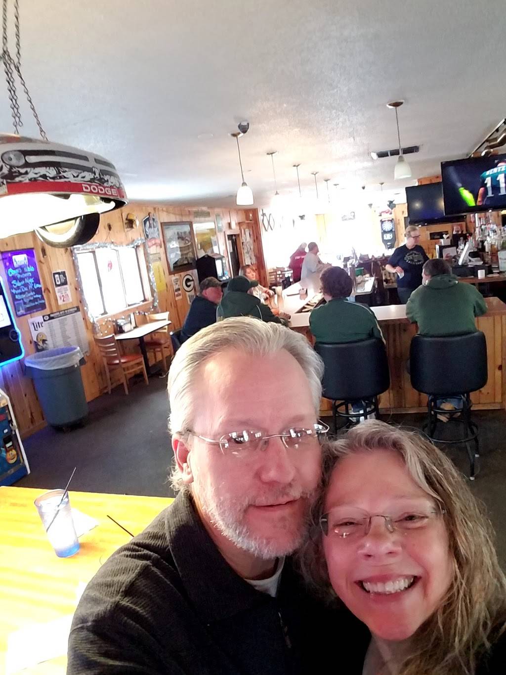 Star Prairie Sports Bar | restaurant | 206 Main St, Star Prairie, WI 54026, USA | 7152487018 OR +1 715-248-7018