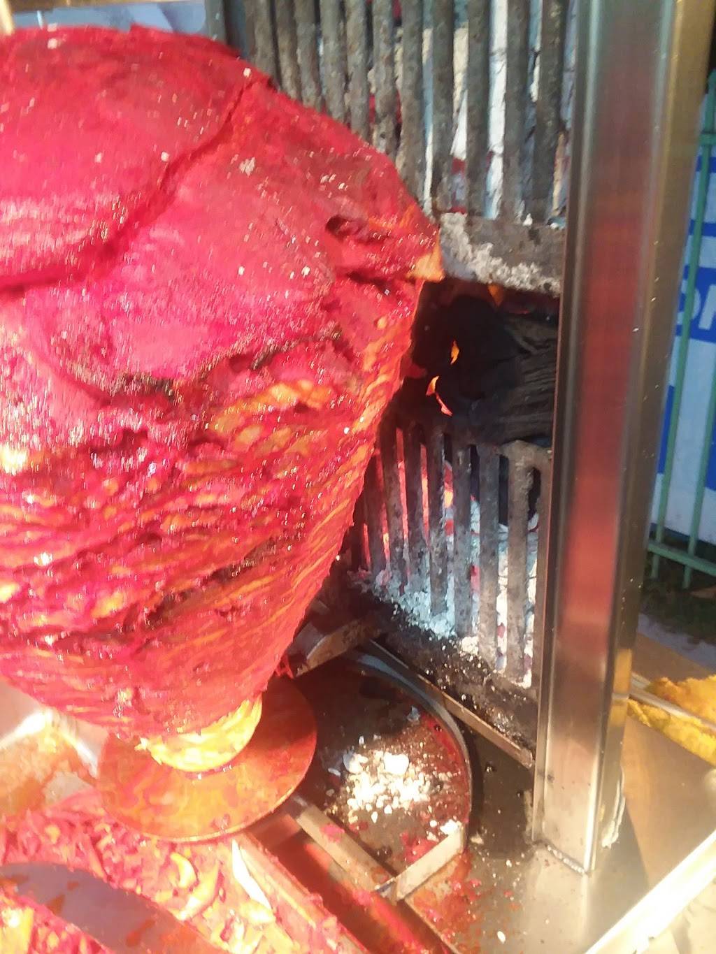 Tacos Correcaminos | restaurant | 10405-10423 Airline Dr, Houston, TX 77037, USA | 8325460599 OR +1 832-546-0599