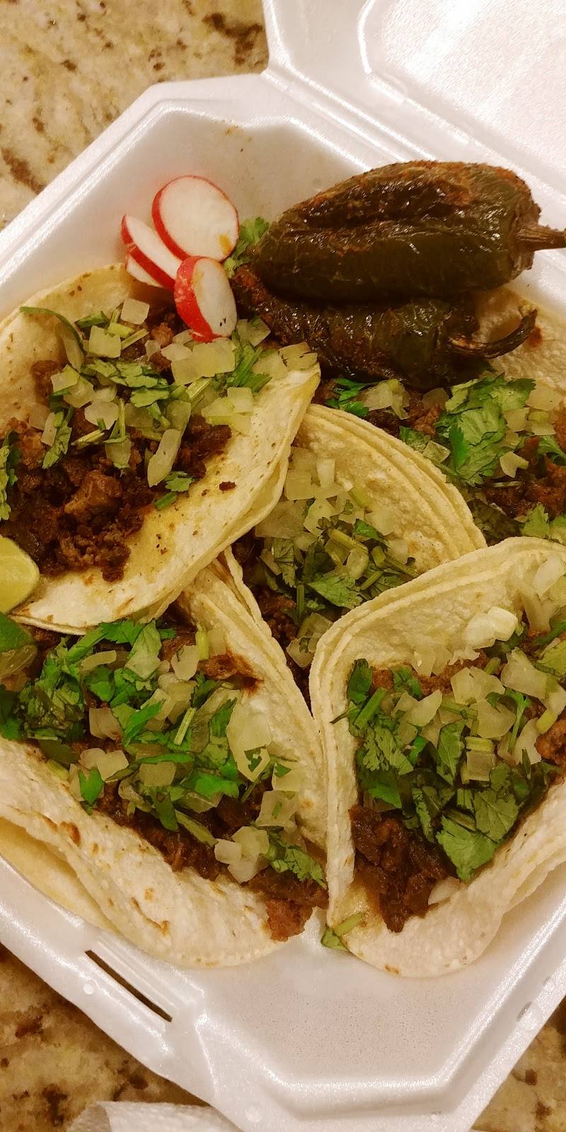 Tacos y Más | restaurant | 548 Oliver, Wichita, KS 67218, USA | 3166121188 OR +1 316-612-1188