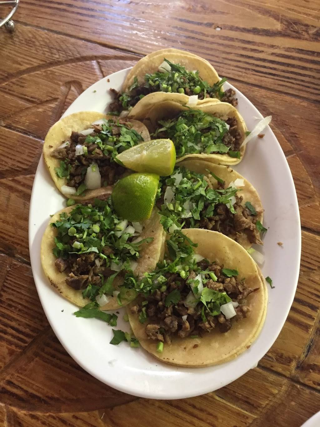 Taqueria Guanajuato | restaurant | 1015 E McKinney St, Denton, TX 76209, USA | 9404831598 OR +1 940-483-1598