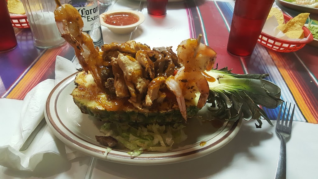 El Tapatío Mexican Restaurant | restaurant | 112 N Bent St, Powell, WY 82435, USA | 3077548085 OR +1 307-754-8085