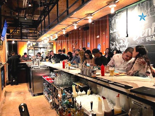 REAL gastropub / Bent Tail Brewing Company | restaurant | 506 Keawe St, Honolulu, HI 96813, USA | 8082002739 OR +1 808-200-2739