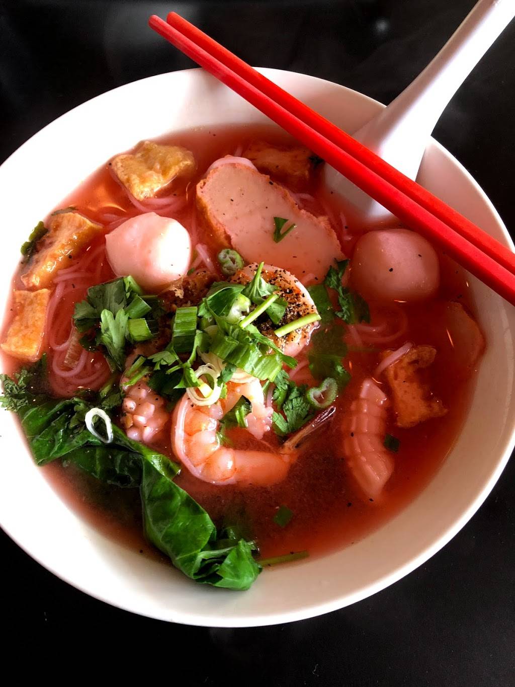 Sriracha Thai Cuisine | restaurant | 2308, 1319 9th Ave, San Francisco, CA 94122, USA | 4155647722 OR +1 415-564-7722