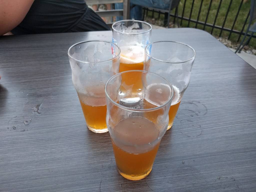 Applebees Grill + Bar | restaurant | 4320 N Leavitt Rd, Lorain, OH 44053, USA | 4402824442 OR +1 440-282-4442