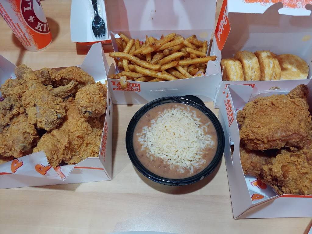 Popeyes Louisiana Kitchen | restaurant | 12102 Georgia Ave, Glenmont, MD 20902, USA | 3019423501 OR +1 301-942-3501