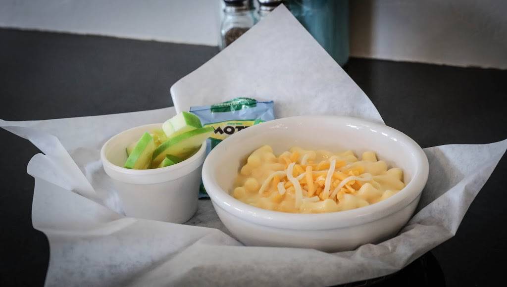 Food Farmacy | restaurant | 1764 Main St, Escalon, CA 95320, USA | 2098317863 OR +1 209-831-7863