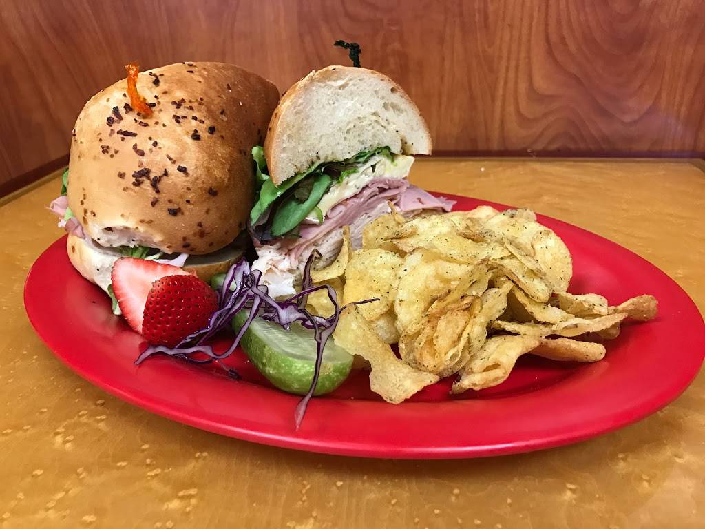 Tower Deli | restaurant | 2315 S University Dr, Davie, FL 33324, USA | 9544528202 OR +1 954-452-8202