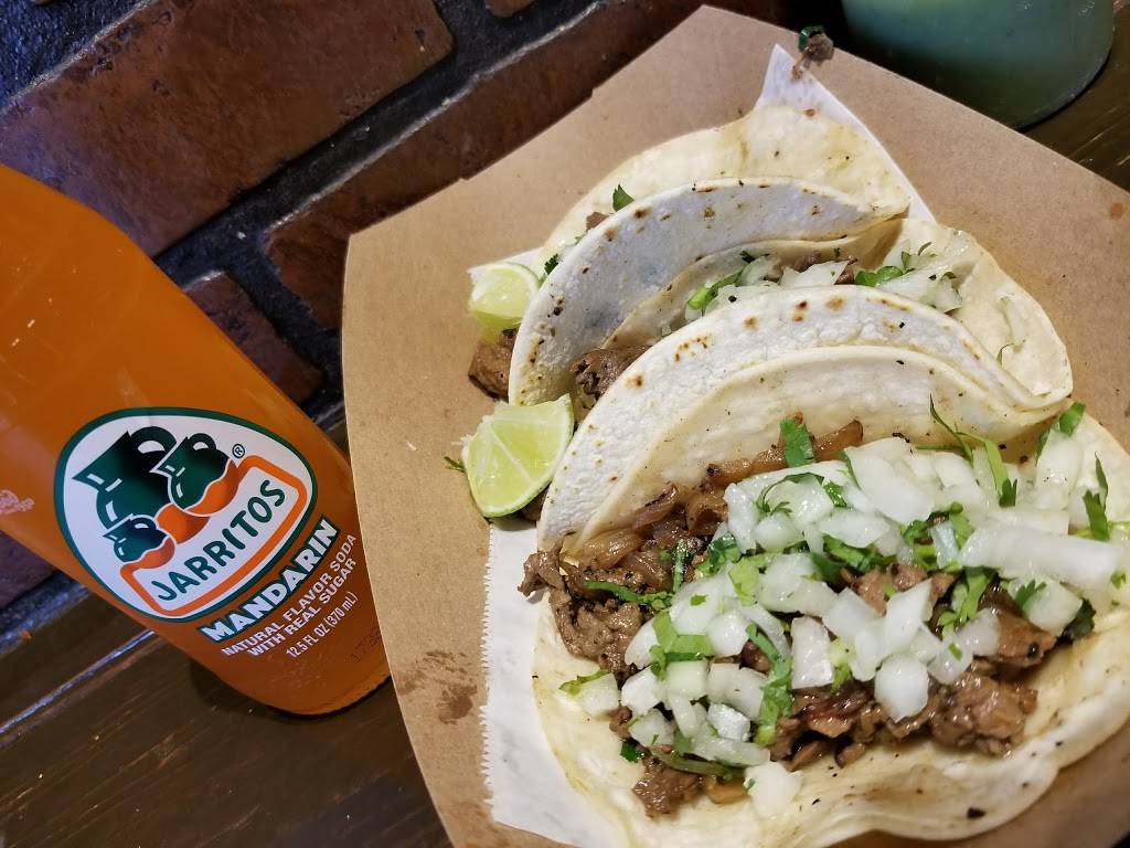 El Taquito | restaurant | 3410 Main Hwy, Miami, FL 33133, USA | 3054462303 OR +1 305-446-2303