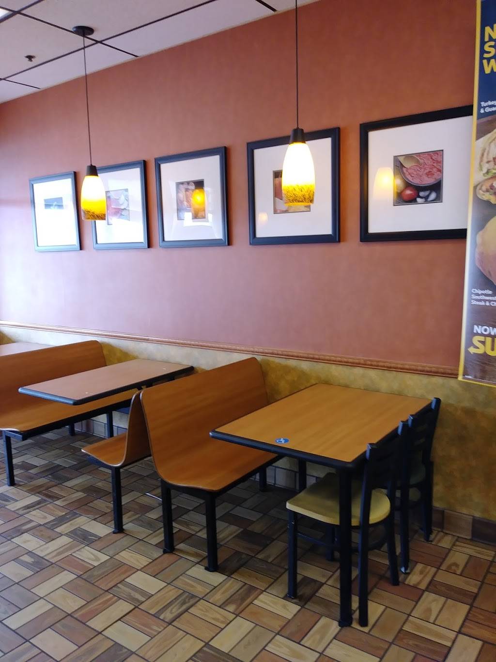 Subway | restaurant | 522 Telegraph Rd, Pontiac, MI 48341, USA | 2483345993 OR +1 248-334-5993