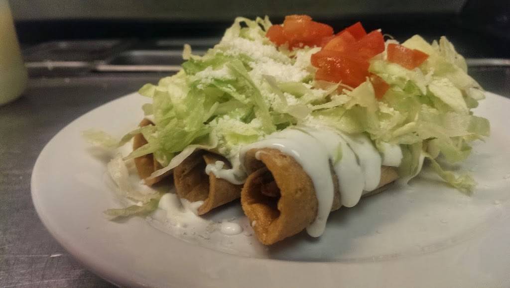 El Pollo Royo | restaurant | 4616 4000 W #A, West Valley City, UT 84120, USA | 8019553325 OR +1 801-955-3325