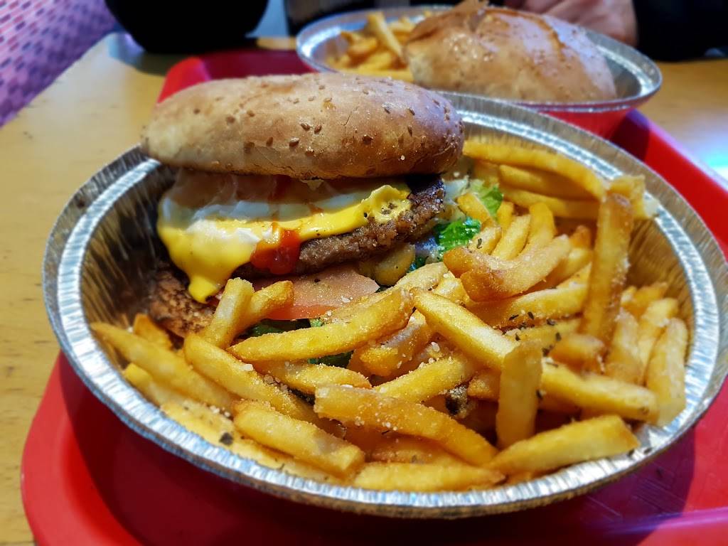 New Roma Pizza | restaurant | 116 Delancey St, New York, NY 10002, USA | 2125337900 OR +1 212-533-7900