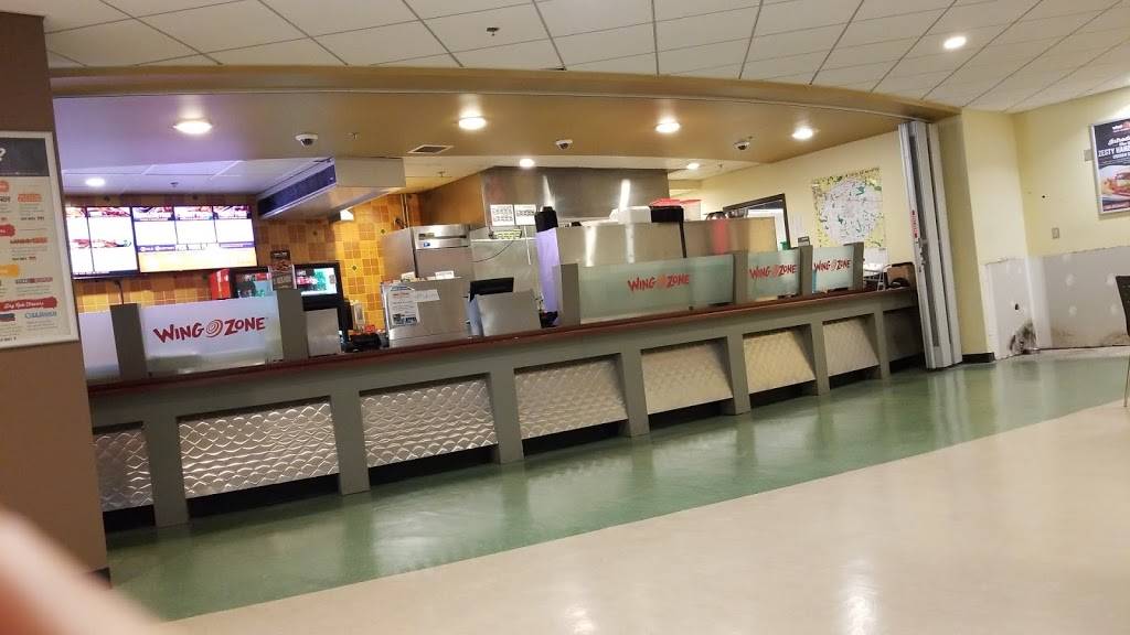 Wing Zone | restaurant | The Hub, 4400 Rivanna River Way, Fairfax, VA 22030, USA | 7039939464 OR +1 703-993-9464