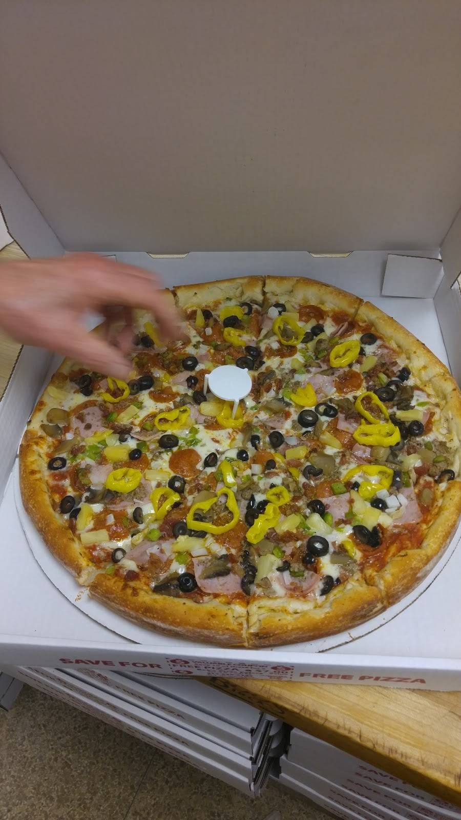 Bobs Pizza Palace Inc | restaurant | 20510 W Seven Mile Rd, Detroit, MI 48219, USA | 3135382742 OR +1 313-538-2742