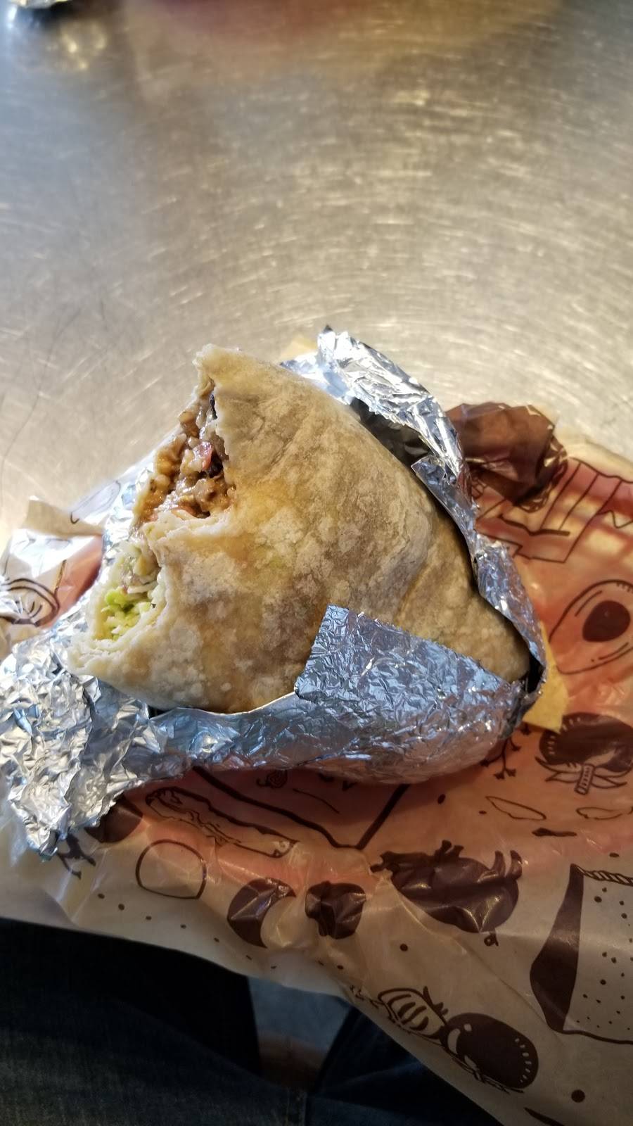 Chipotle Mexican Grill | restaurant | 68041 Mall Ring Rd, St Clairsville, OH 43950, USA | 7406959264 OR +1 740-695-9264