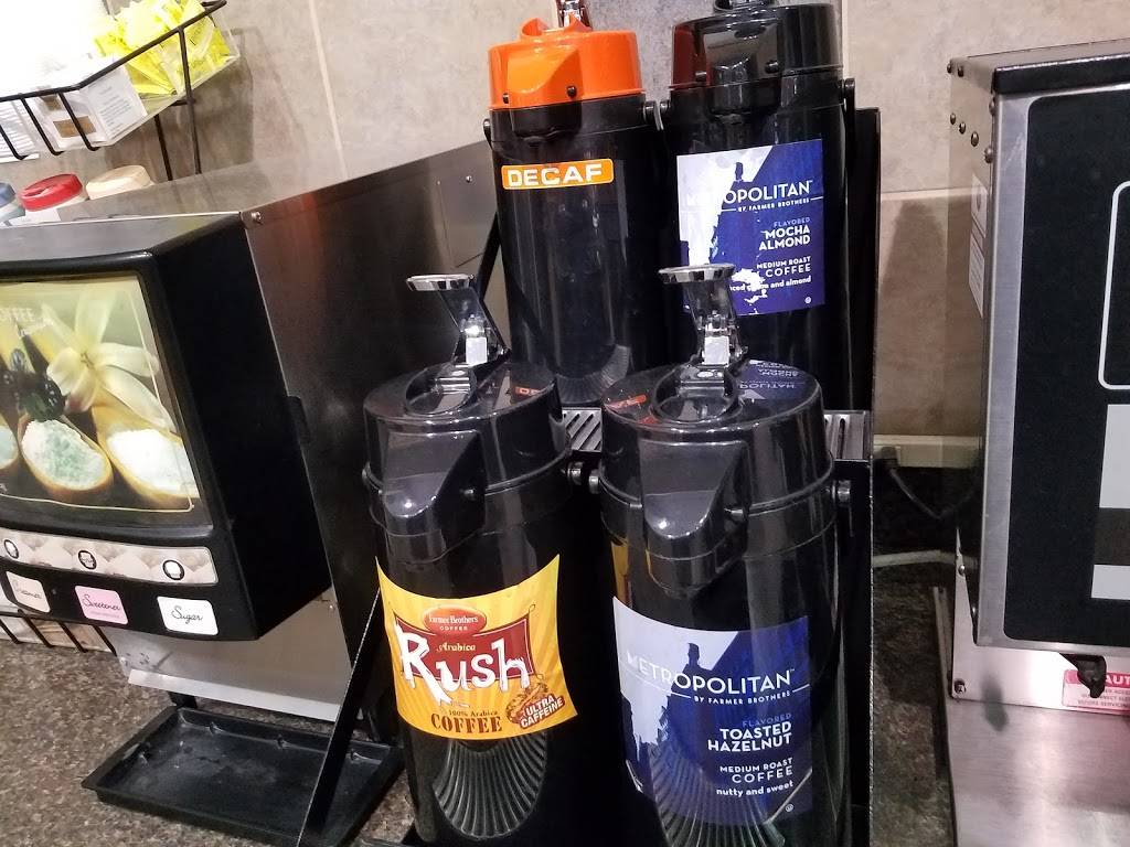 Subway | meal takeaway | 151 SW 48th St, Lincoln, NE 68521, USA | 4024775856 OR +1 402-477-5856