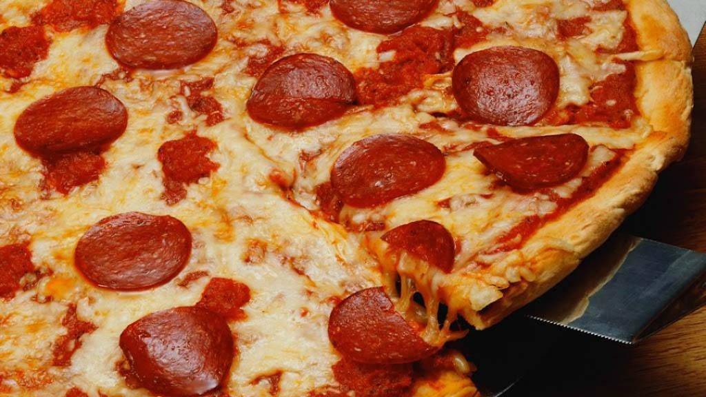 Rinos Pizza | restaurant | 246 Main St #6, New Paltz, NY 12561, USA | 8452558600 OR +1 845-255-8600