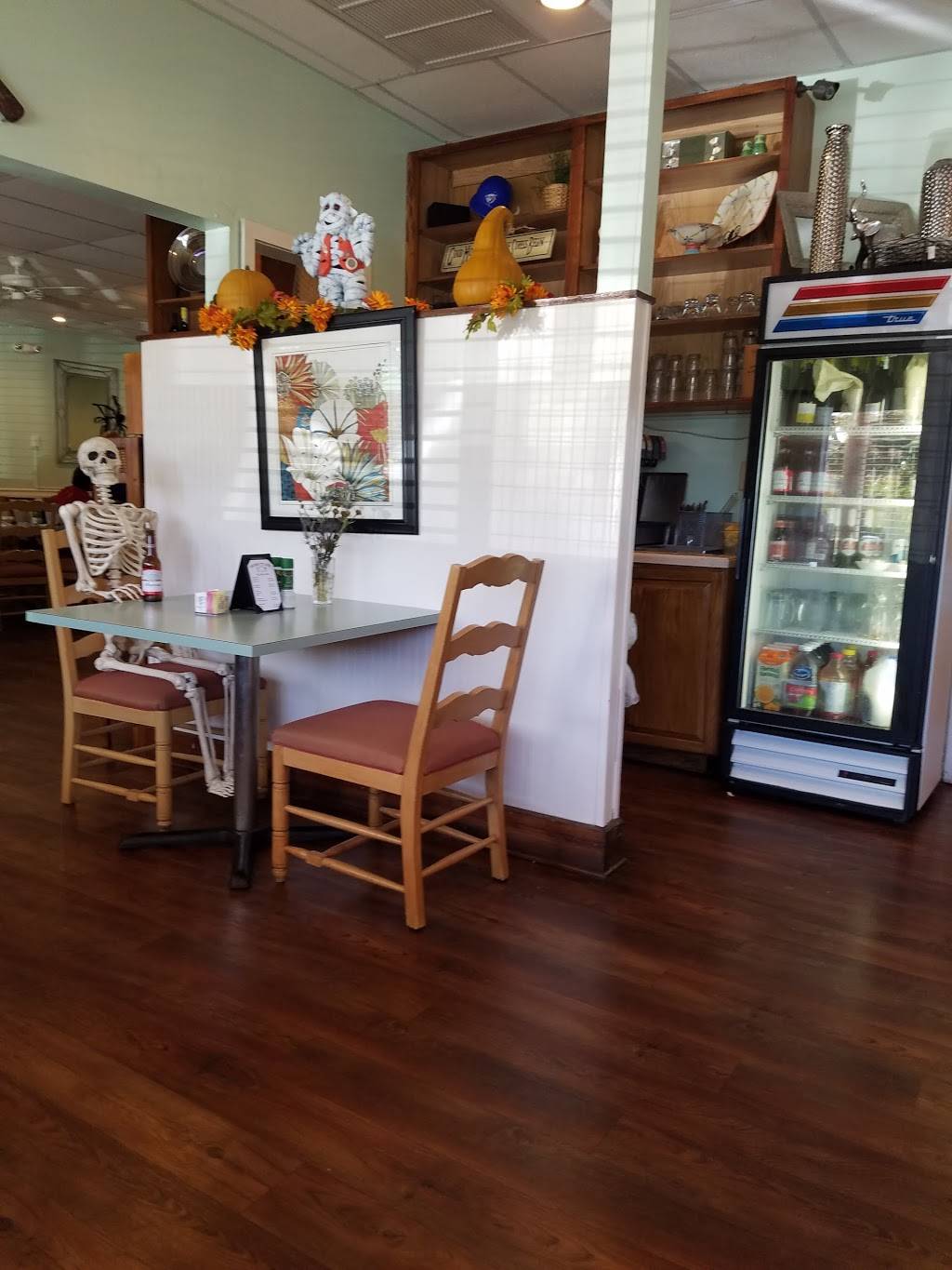 Home Plate on the Trail | restaurant | 234 Douglas Ave, Dunedin, FL 34698, USA | 7279539812 OR +1 727-953-9812