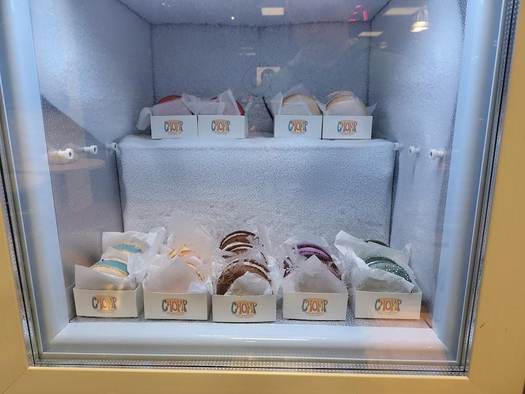 Maki & Poke | restaurant | 8850 N Tarrant Pkwy # 701, North Richland Hills, TX 76182, USA | 8175764426 OR +1 817-576-4426